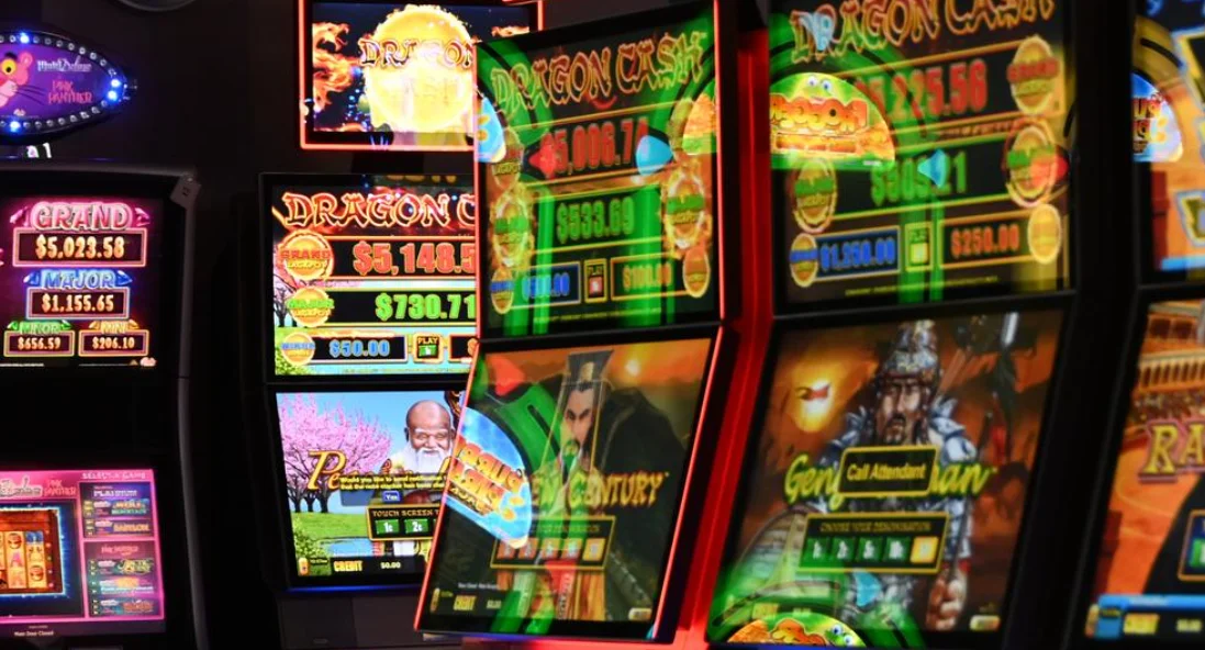 Victoria introduces Australia's toughest pokie machine regulations