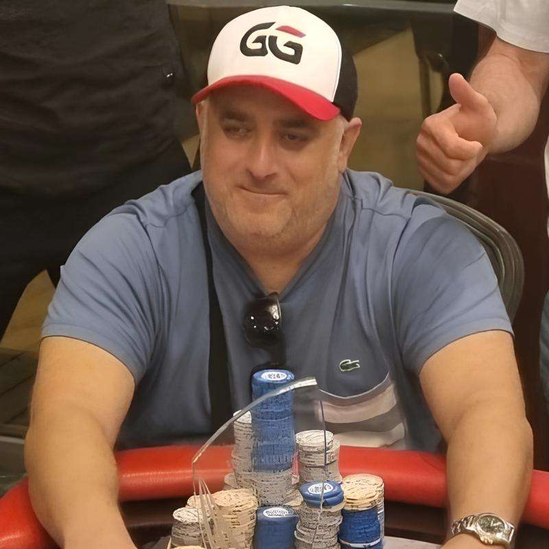 Mike Waters, Australian casino analyst and gambling writer